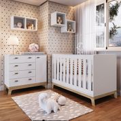 Kit Conjunto Quarto Infantil Berço Americano 3 em 1 Cômoda 4 Gavetas 1 Porta 3 Nichos Branco