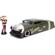 Miniatura - Carro - 1951 Mercury E Harley Quinn - Dc Comics Bombshells - 1:24 - Jada Dc Comics Bombs