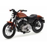 Harley Davidson XL1200N Nightster 2007 Maisto 1:18 Série 38