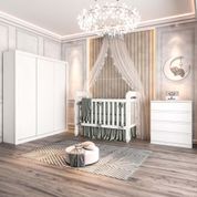 Quarto de Bebê com Colchão Guarda Roupa  3 Portas Leo Cômoda 4 Gavetas Lola Berço Lila Branco Brilho Carolina Baby