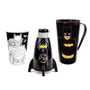 Kit com Garrafa de Foguete Caneca e Copo Batman Plasutil