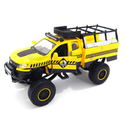 Miniatura Caminhonete Chevrolet Colorado Work Truck 2017 Amarelo