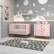 Quarto de Bebê Retrô Cômoda 4 Gavetas com Porta Fernanda Berço 3 em 1 Ludmila Rose Fosco com Bétula Carolina Baby