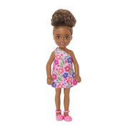 Mini Boneca Barbie Chelsea - Morena Vestido Flores - Mattel DWJ33/HGT07