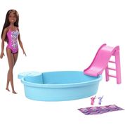 Barbie - Piscina com Boneca e Acessórios Ghl92