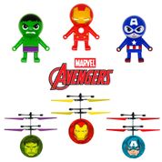 Kit Marvel Vingadores Bola Voadora E Boneco Desliza Sozinho 6 Unidades