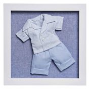 Quadro Com Acrílico Menino Roupa