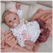 Bebê Recém-Nascido Newborn, Boneca Realista de Bebê Renascido Meadow de 45 Centímetros, Menina, com Corpo Ponderado ,KSBD