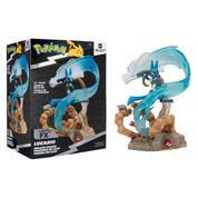 Action Figure Lucario Deluxe Light FX - 33cm c/ Luz - Pokémon Select - Jazwares