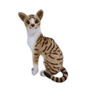 Gato de Pelúcia Realista Tigrado Cinza 33cm Sentado com Toque Macio e Olhos Brilhantes Fizzy Toys